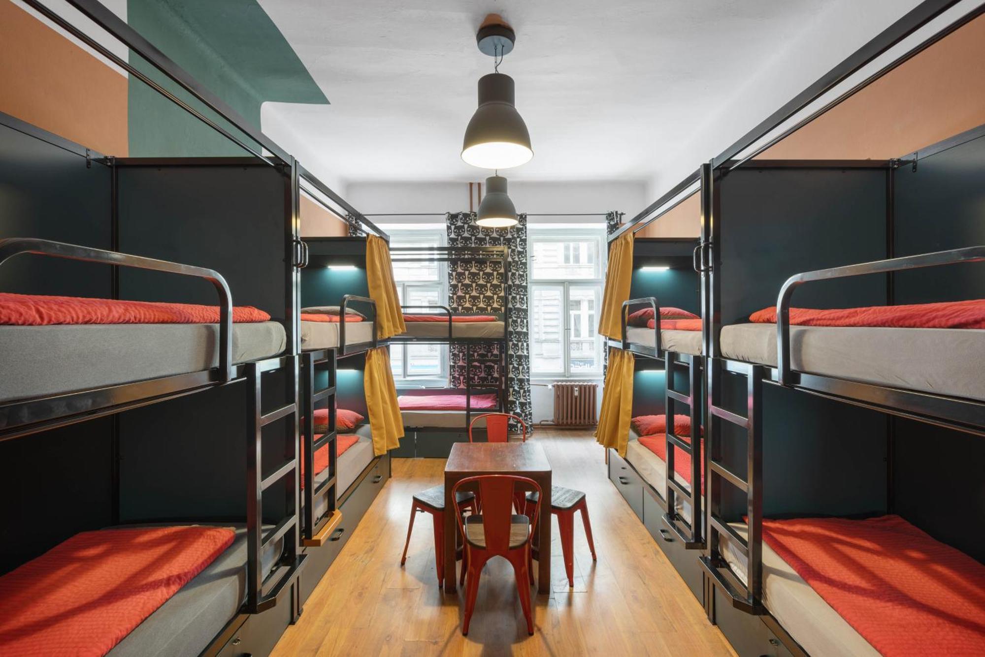 Hostel Elf Praha Eksteriør bilde