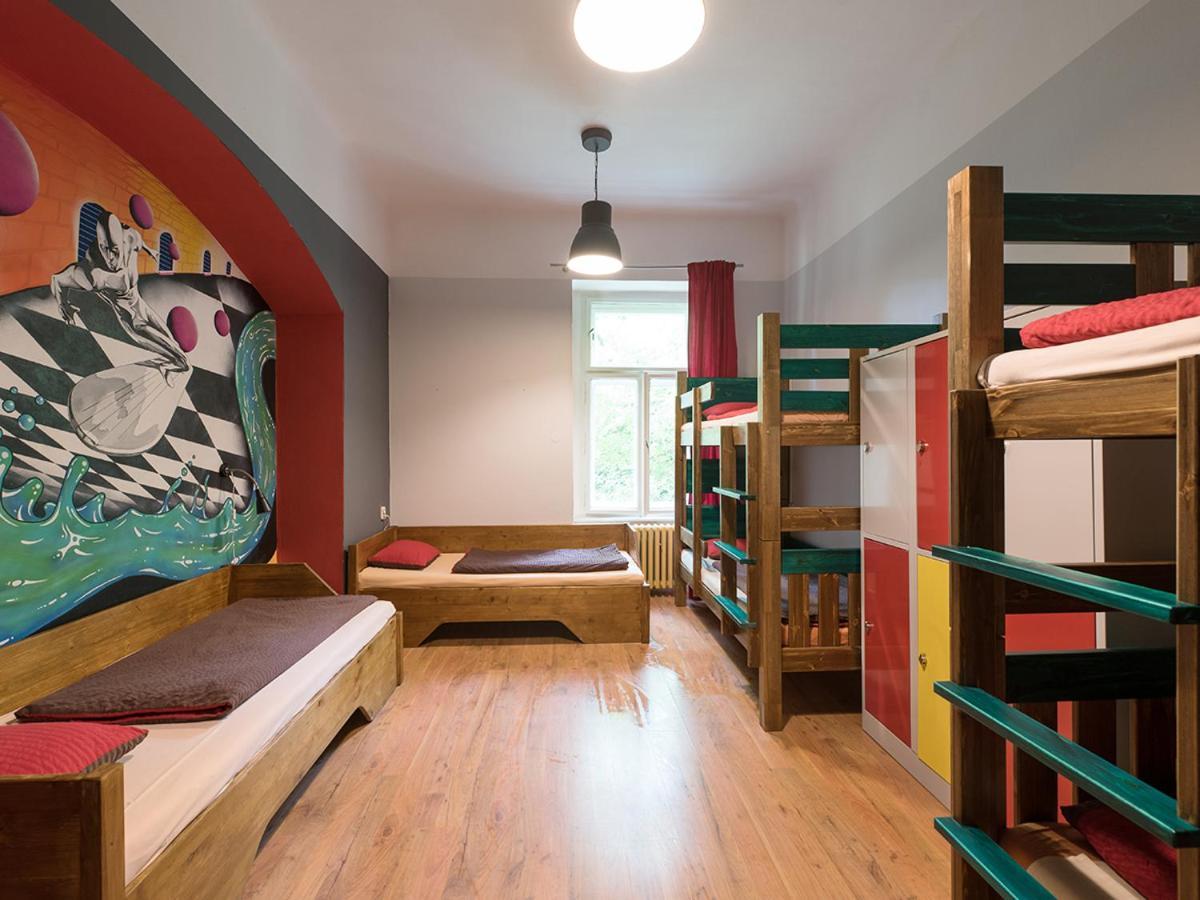 Hostel Elf Praha Eksteriør bilde